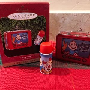 Hallmark lunch box ornament.